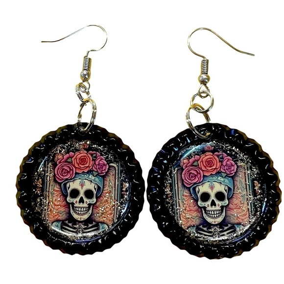 Skull Woman Day of the Dead Muertos Bottle Cap Earrings, Catrina Floral Crown - Picture 5 of 6
